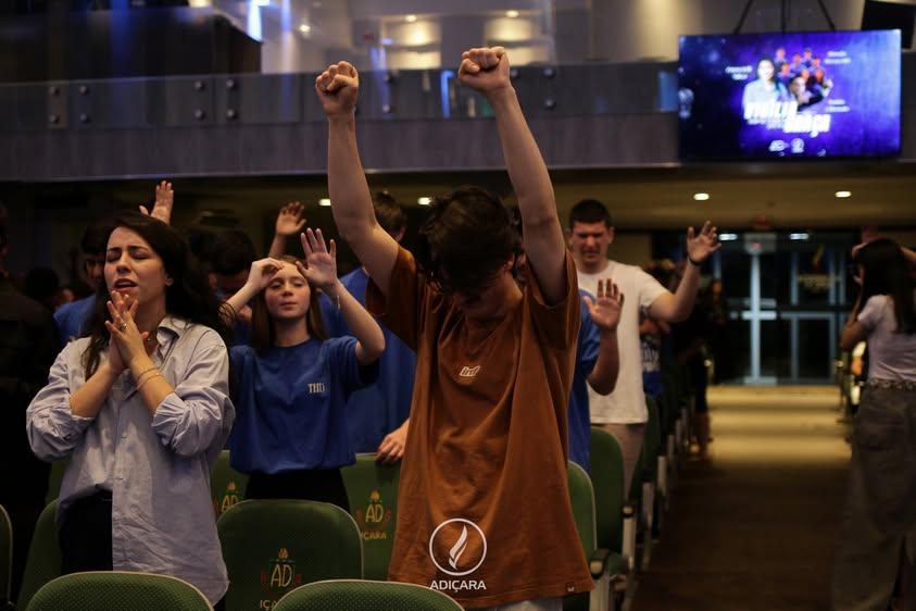 AD Içara: Vigília Teens - Outubro 2025